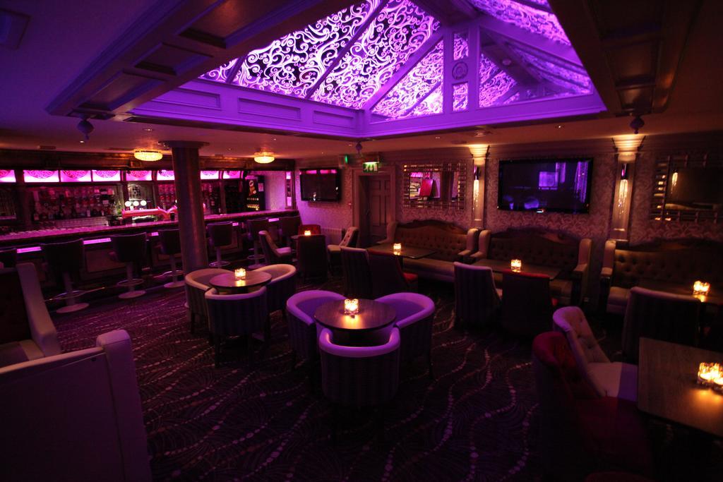 Greenvale Hotel Cookstown Extérieur photo