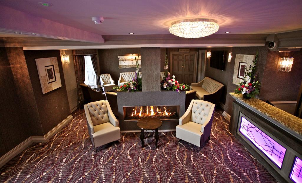 Greenvale Hotel Cookstown Extérieur photo