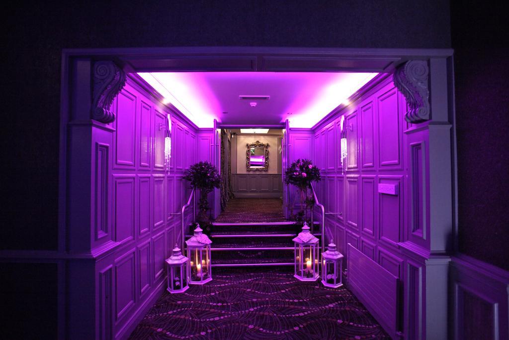 Greenvale Hotel Cookstown Extérieur photo