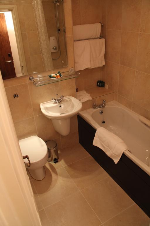 Greenvale Hotel Cookstown Chambre photo